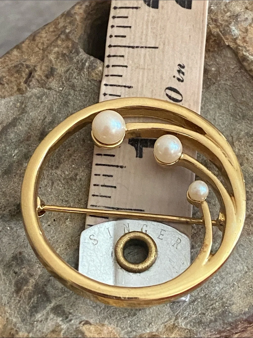 Vintage MONET Gold-Tone 3 Faux Pearl Circular Swirl Broach